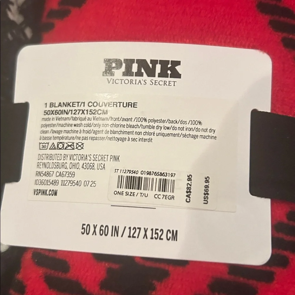 VICTORIAS SECRET PINK Cozy Plus Blanket NWT